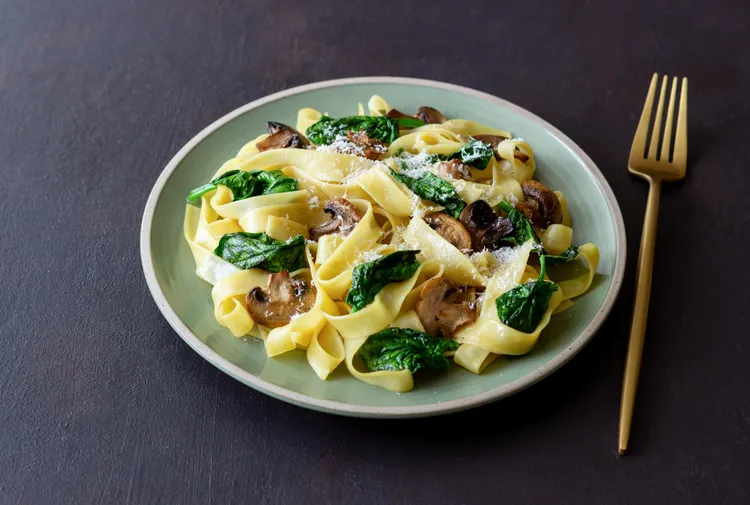 Pappardelle with squash, mushrooms and spinach