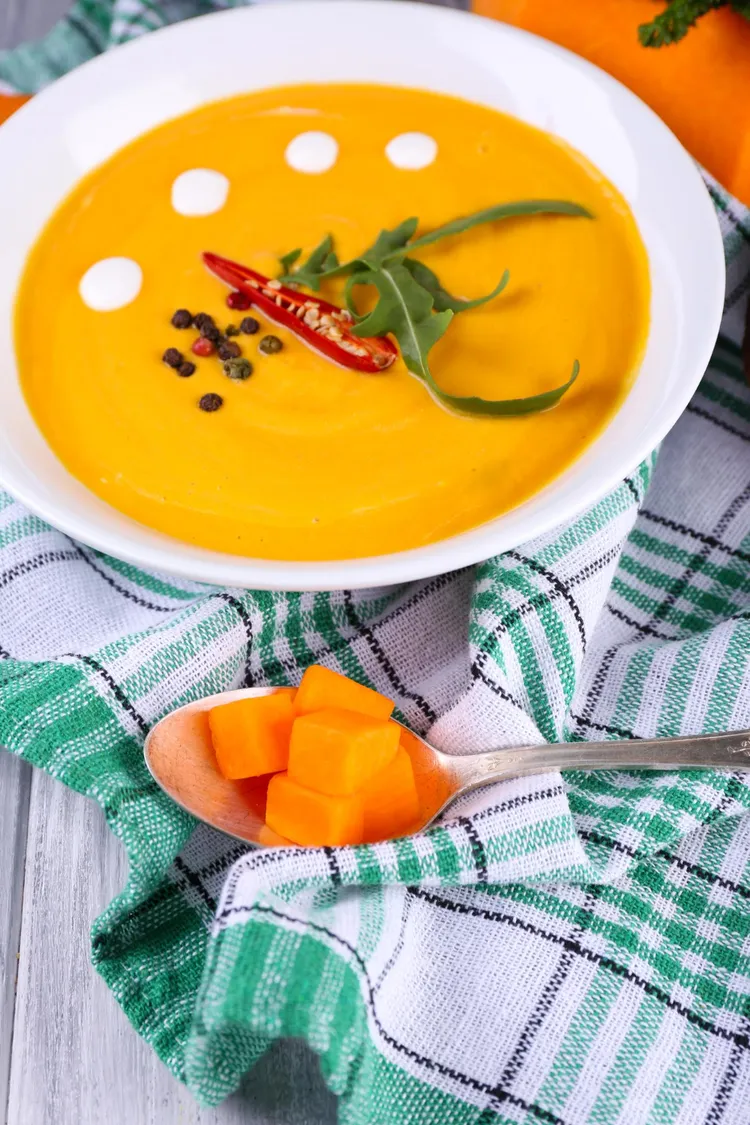 Simple thai pumpkin soup