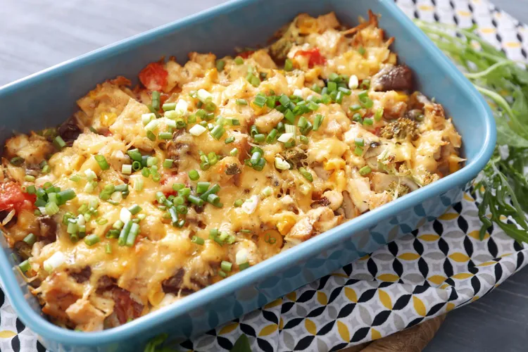 Skinny mexican chicken and brown rice casserole