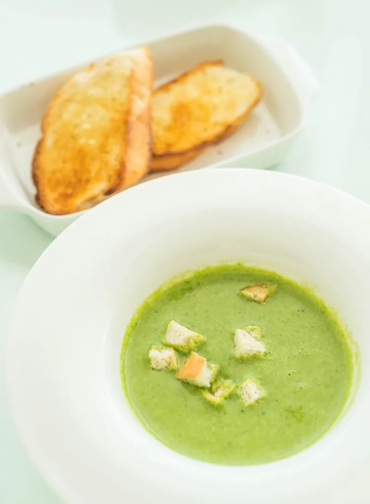 Spinach & potato soup