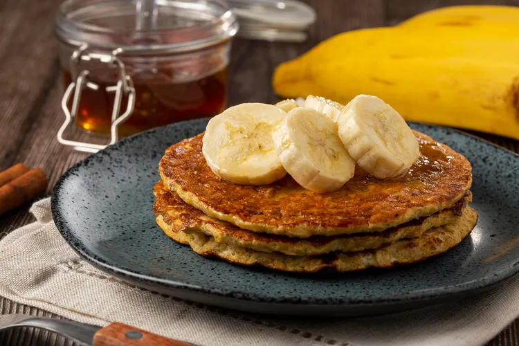 Wholemeal banana pancakes