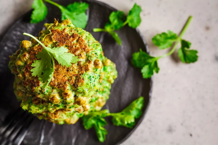 Broccoli and pea fritters