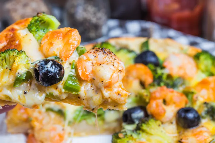 Broccoli, chilli and shrimp pizzas