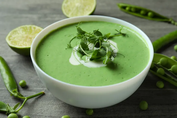 Green coconut soup