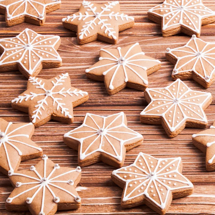 Iced gingerbread stars