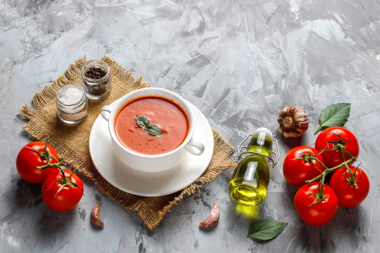 Tomato blender soup