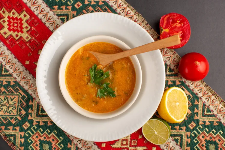 Tomato & couscous soup