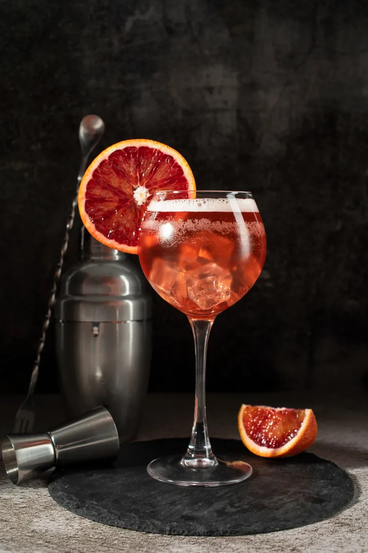 Vodka, cranberry & grapefruit cocktail