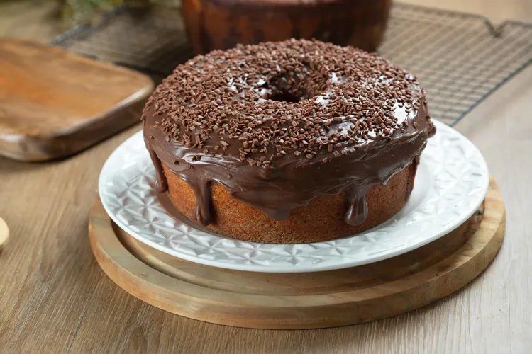 Martha's coconut crunch cake