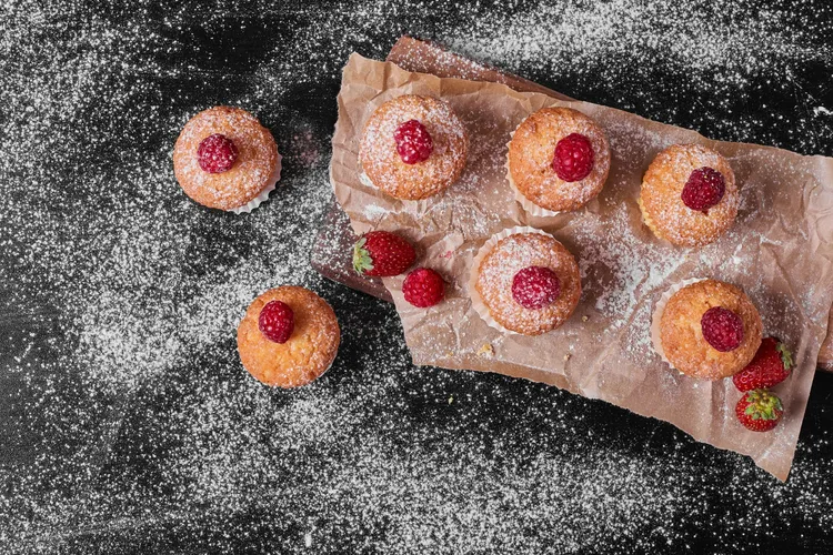 Mini raspberry custard muffins
