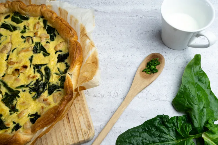 Easy spinach and ricotta pies recipe with nutrition facts