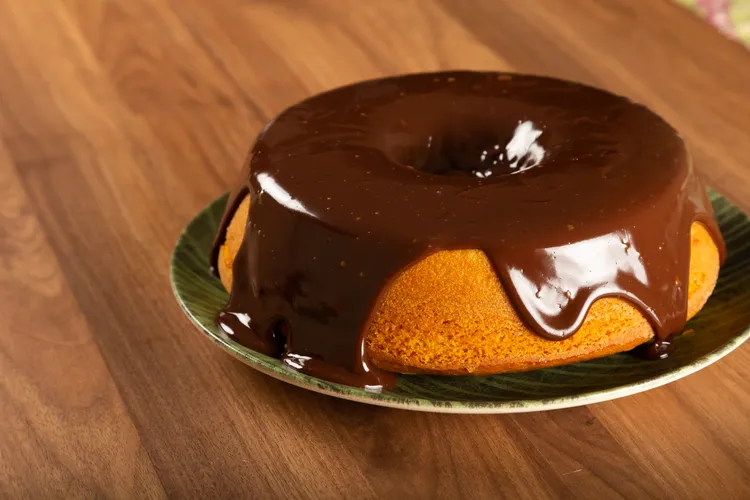 Orange cake with orange compote and ganache