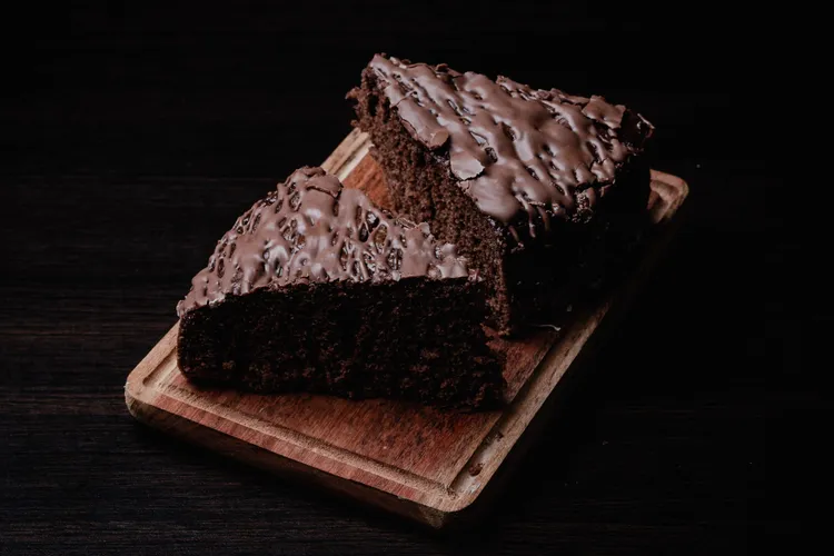 Microwave chocolate fudge cake