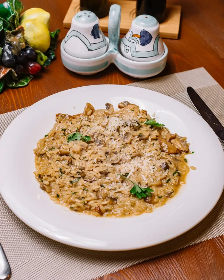 Mixed mushroom, chicken and thyme risotto