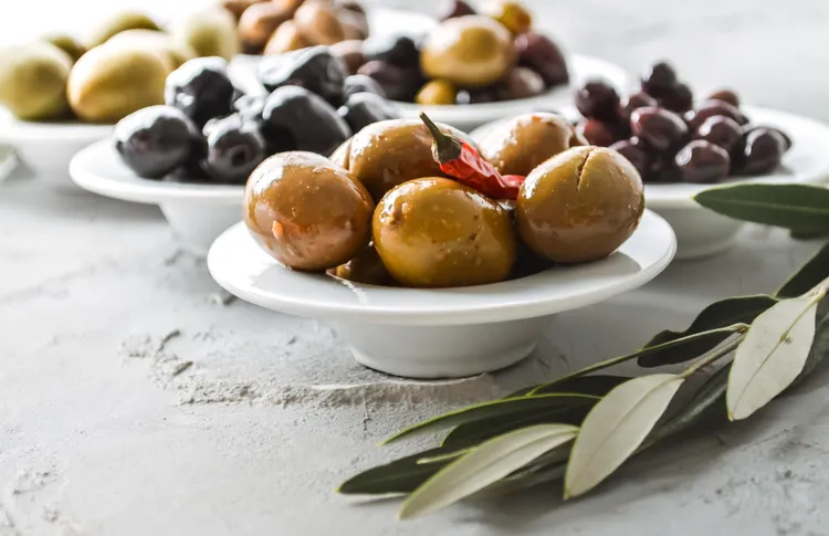Roasted olives