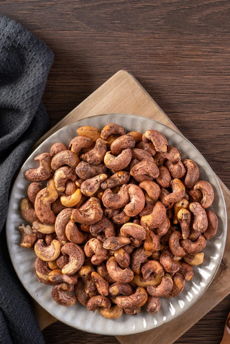 Spicy mixed nuts