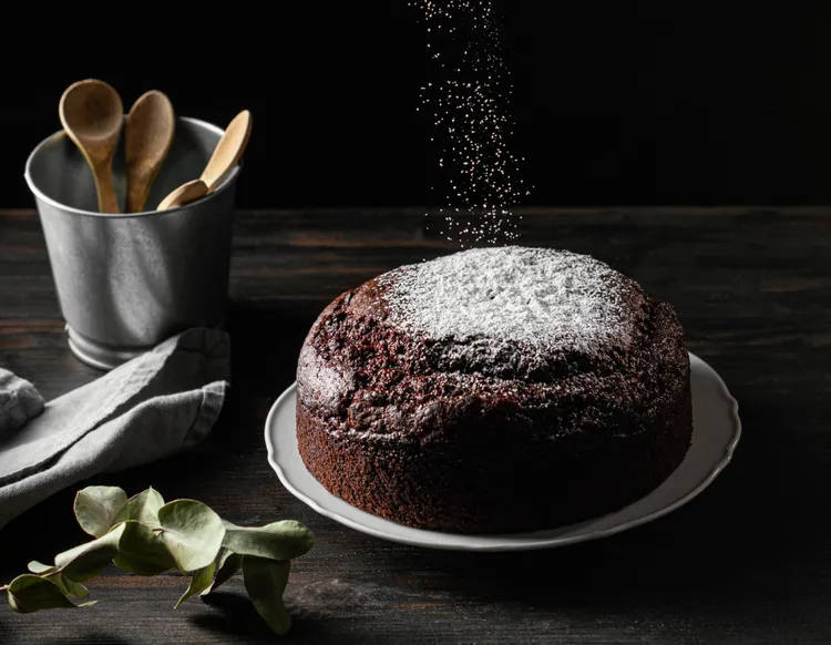 Super-easy chocolate cake