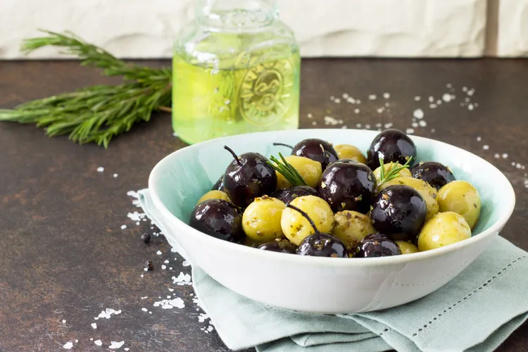Warm dressed olives