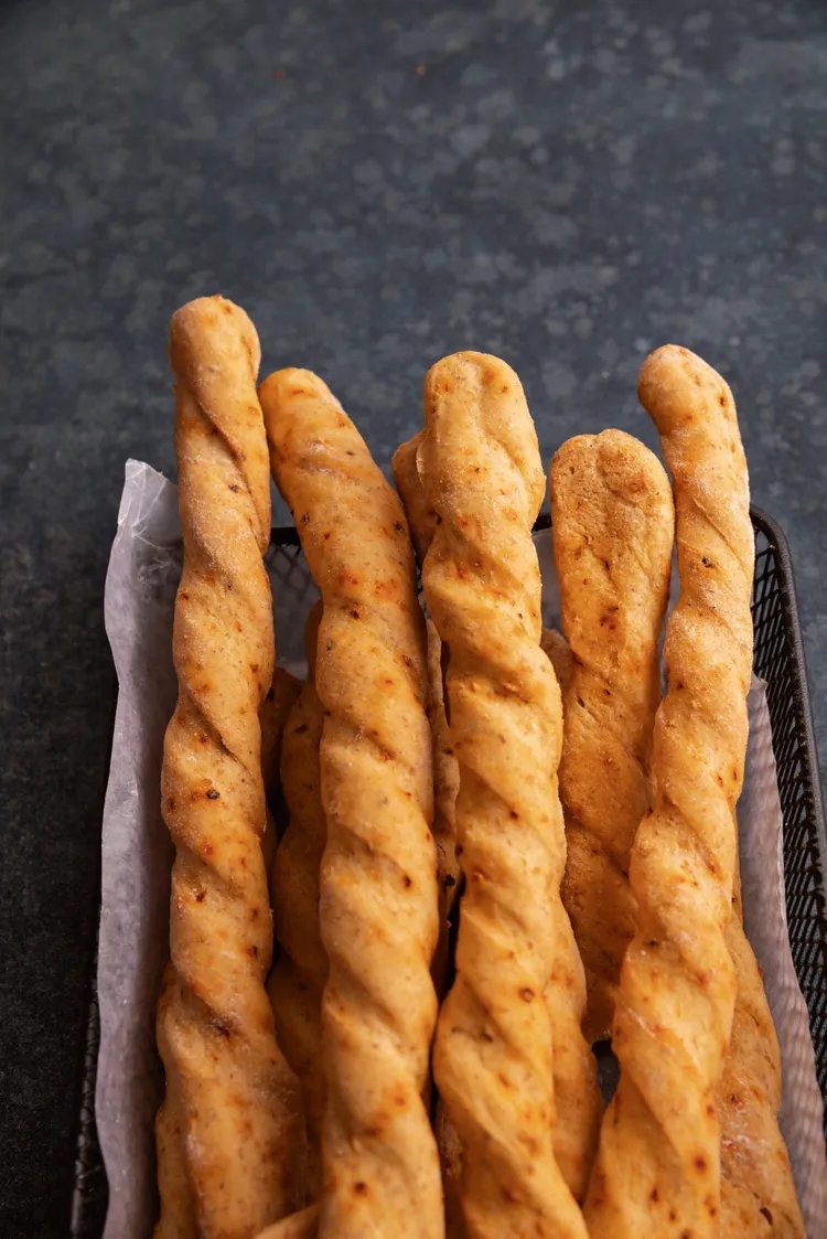 Cheddar pastry twists