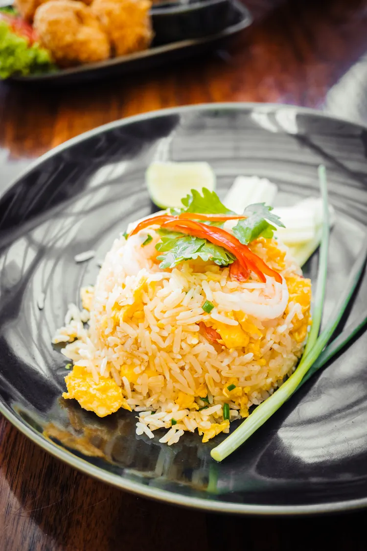 Flash-fried rice with fried egg and togarashi