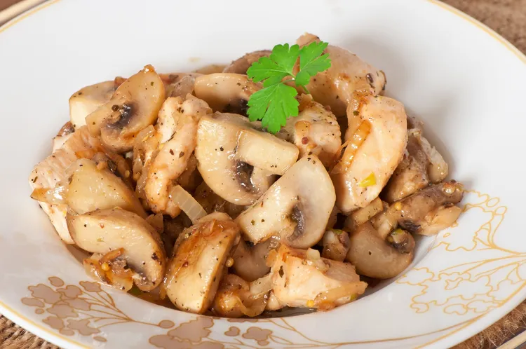 Healthy chicken breast with mushrooms