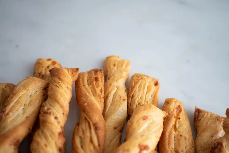 Jarlsberg pastry twists