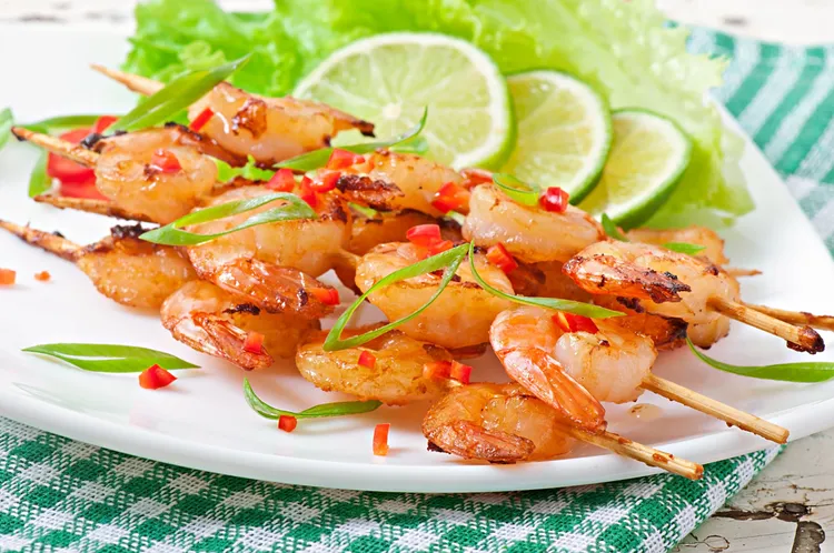Shrimp skewers with chilli lime salt