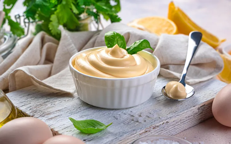 Chilli and lime mayonnaise