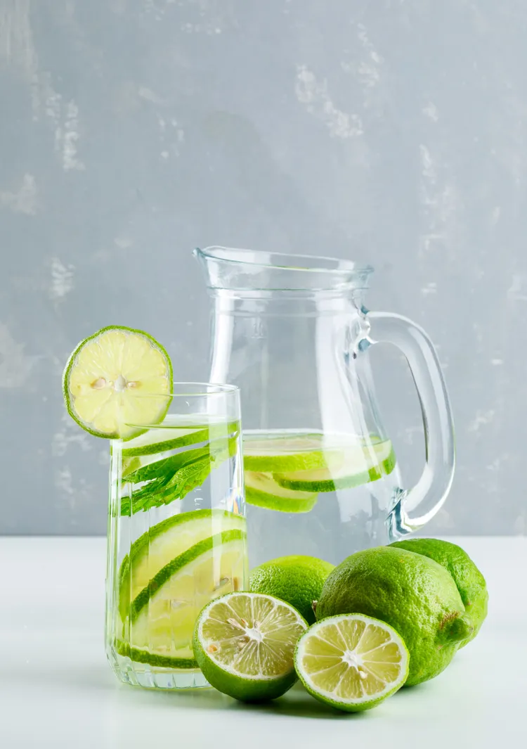 Ginger & lime lemonade