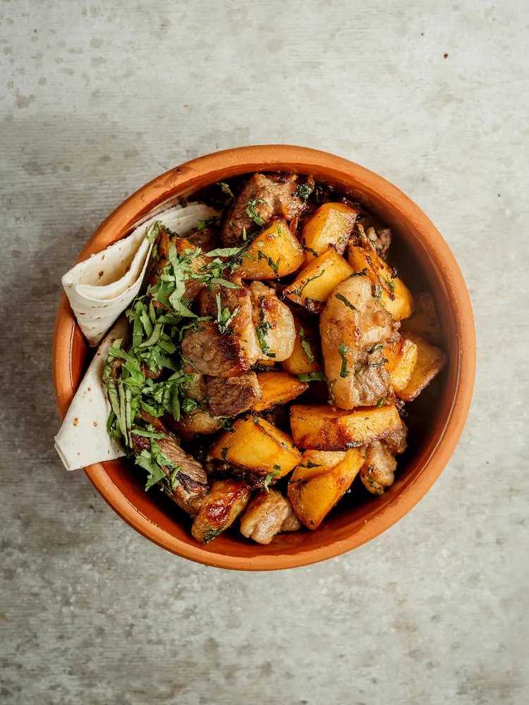 Lower-gi chicken tagine with sweet potato and ginger