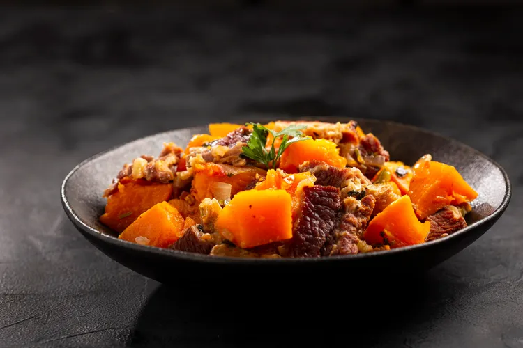 Moroccan pumpkin and almonds beef tagine