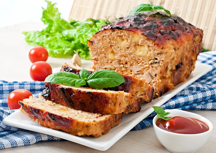 Pumpkin-topped meatloaf