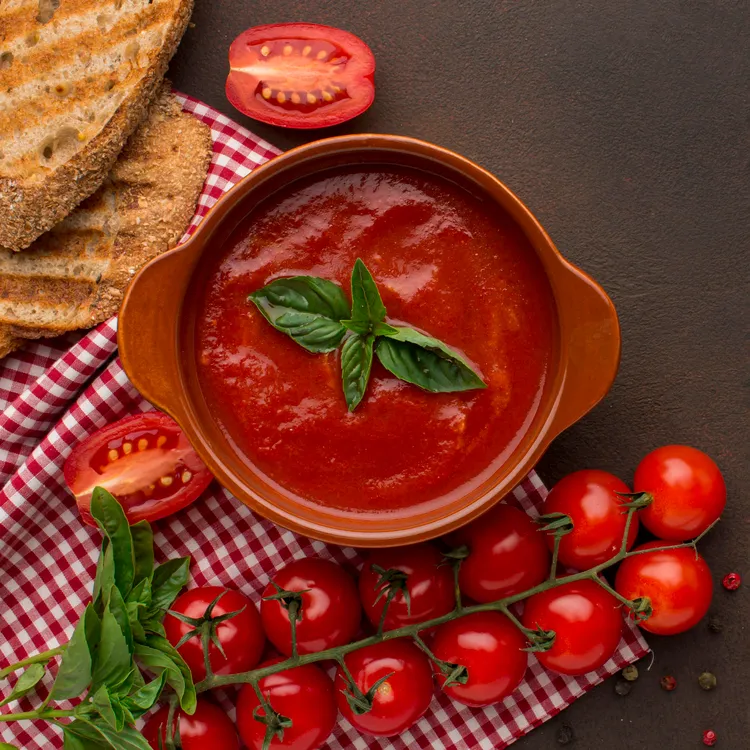 Roasted tomato and pine nut pate