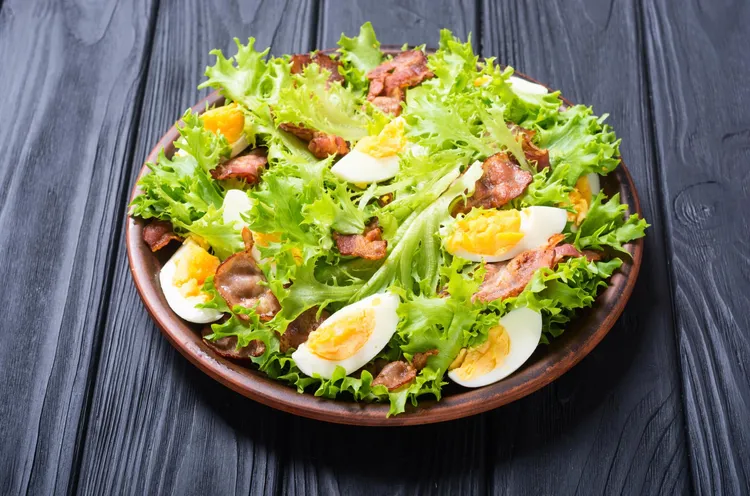 Salad lyonnaise