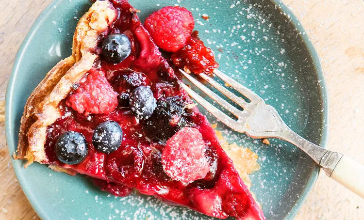 Buttermilk tart with lemon and berries