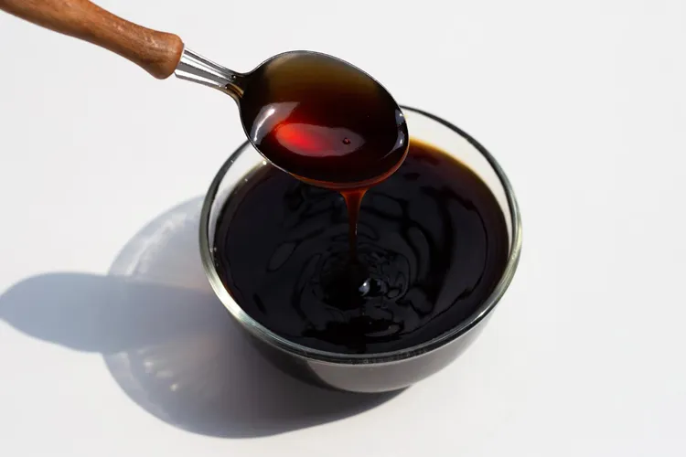 Smoky red wine gravy without drippings