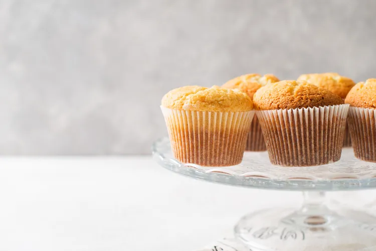 Lime & coconut friands