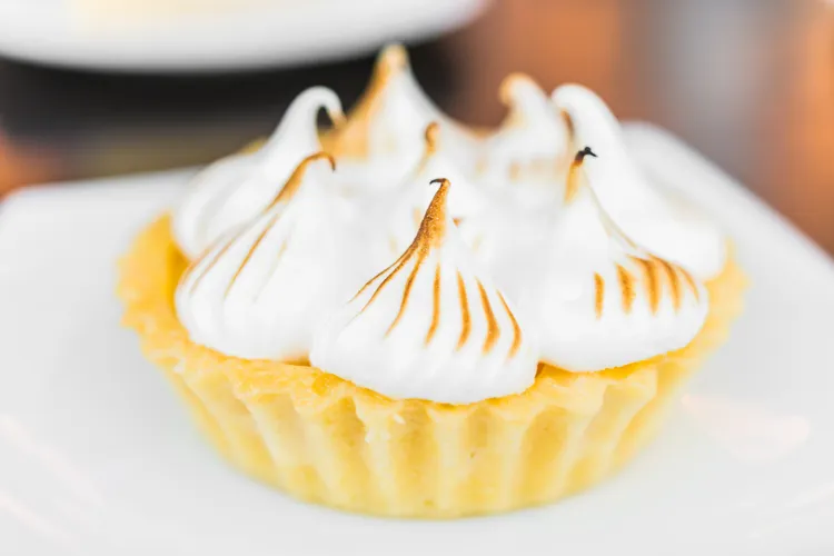 Orange meringue tartlets