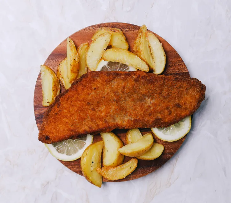 Dill fish with wedges