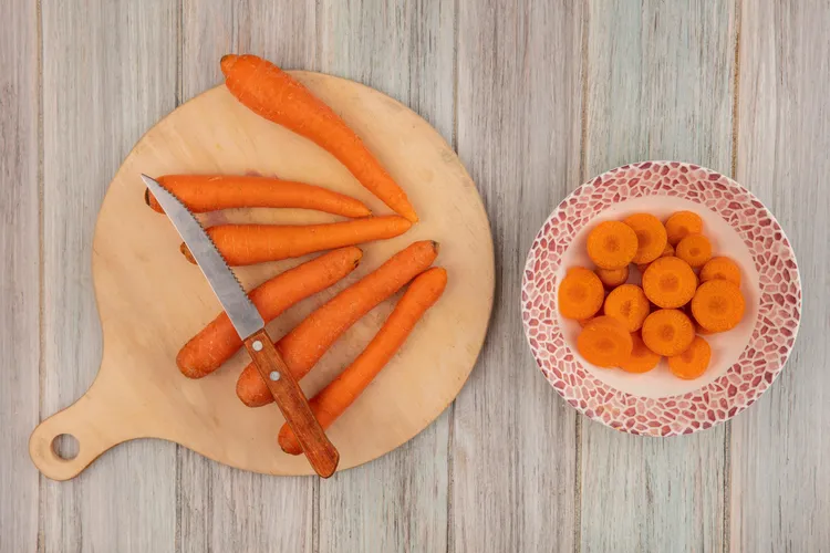 Honey-cumin baby carrots