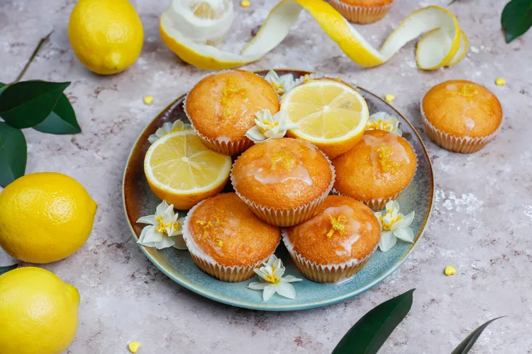 Mini lemon delicious puddings