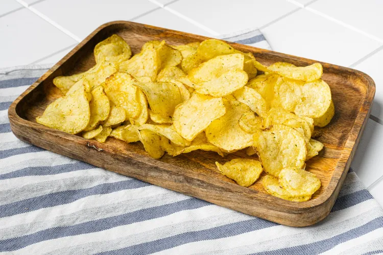 Thyme and sea salt chips