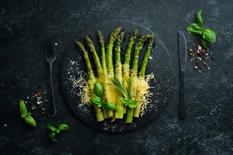 Asparagus with basil butter & parmesan