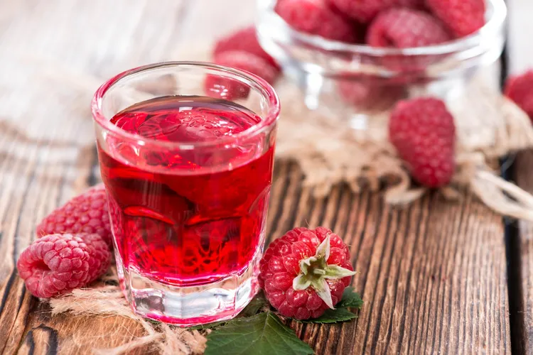 Raspberry and ginger cordial
