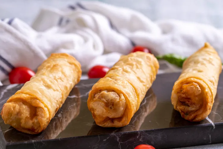 Air fryer pork and apple sausage rolls