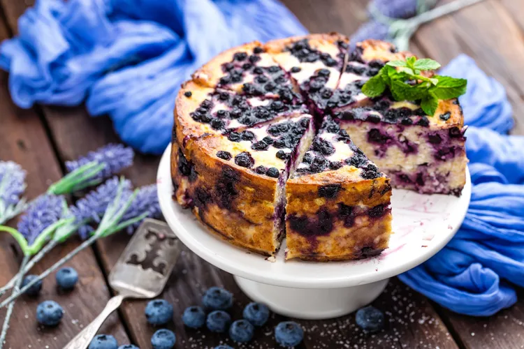 Berry cake