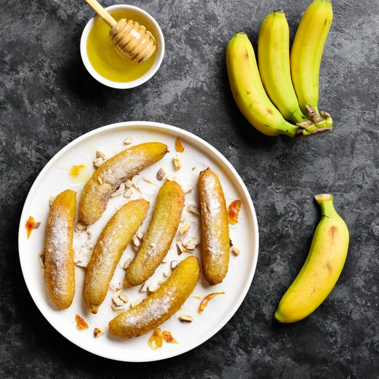 Hot baked banana parcels