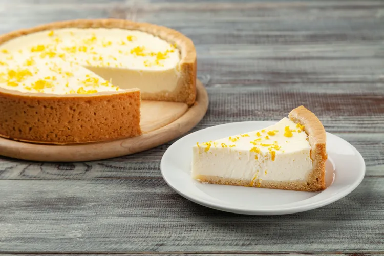 Sweet goats' cheese cake