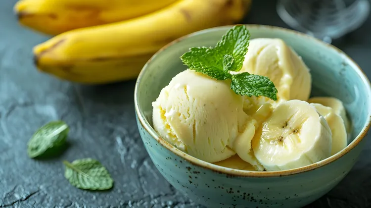 Banana coconut frozen yogurt