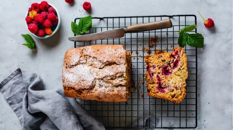Super-moist banana and raspberry bread